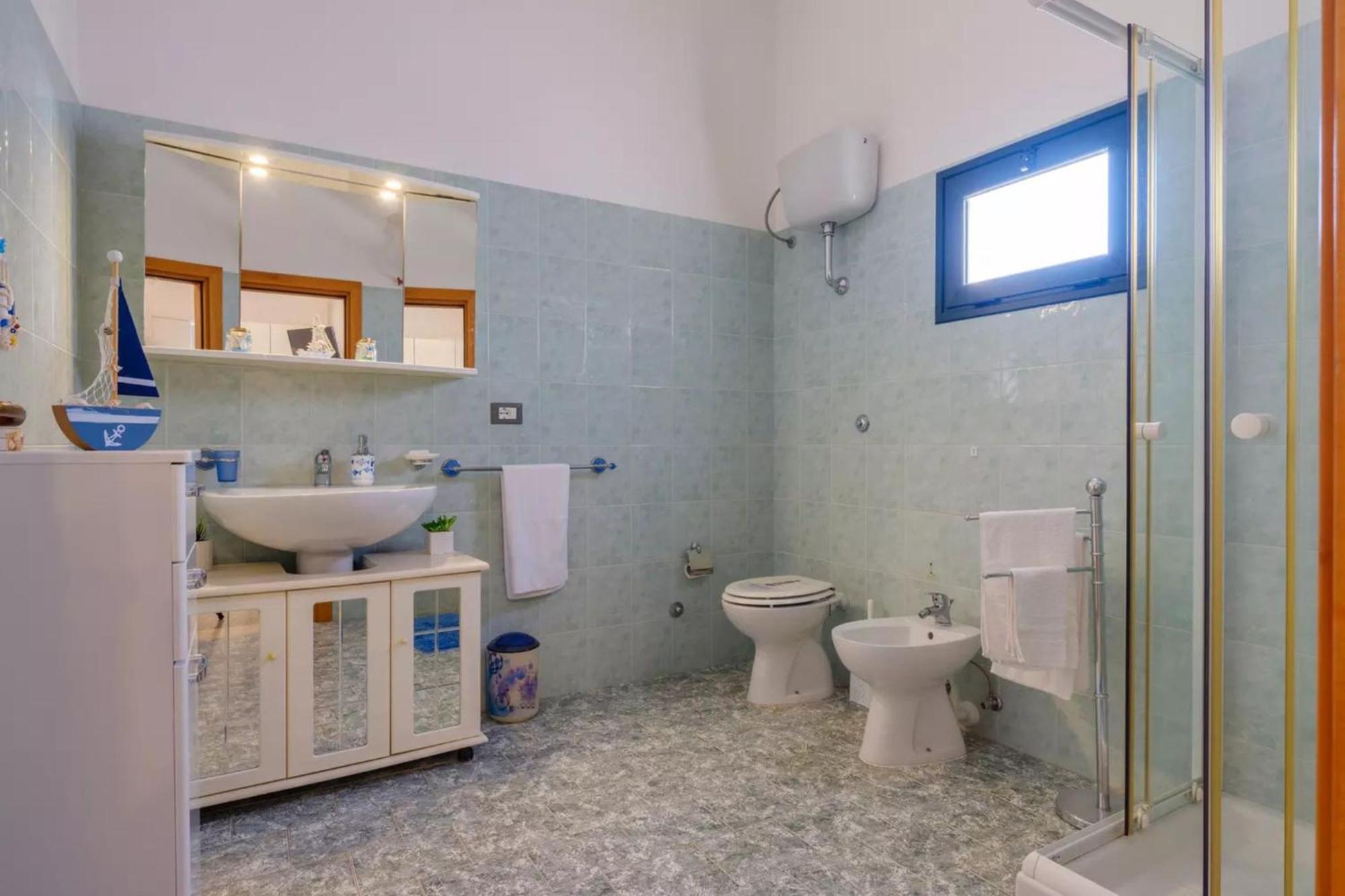 Emerald Residence Sleeps 12 With Sea View Porto Cesareo Exteriör bild