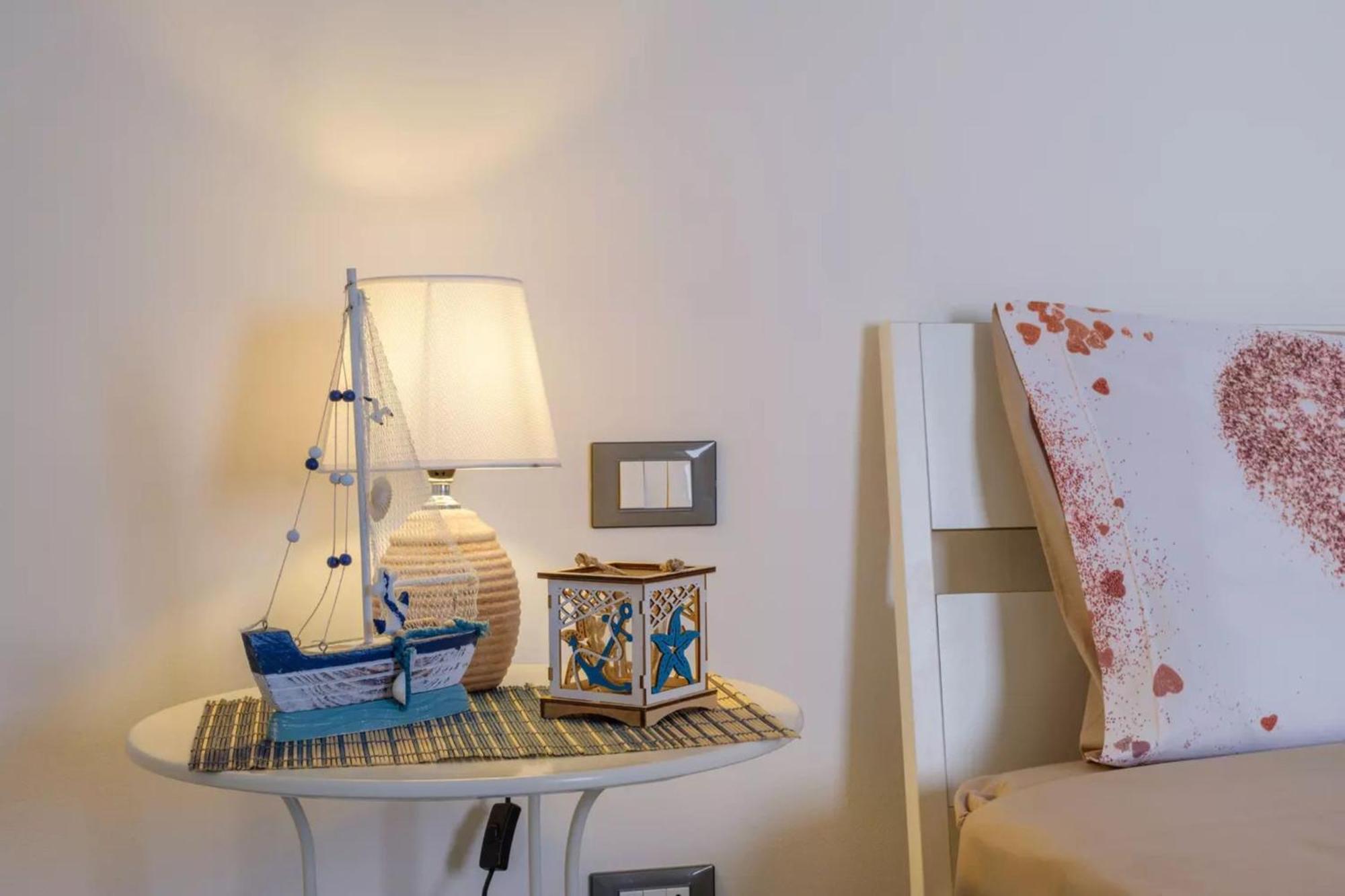Emerald Residence Sleeps 12 With Sea View Porto Cesareo Exteriör bild