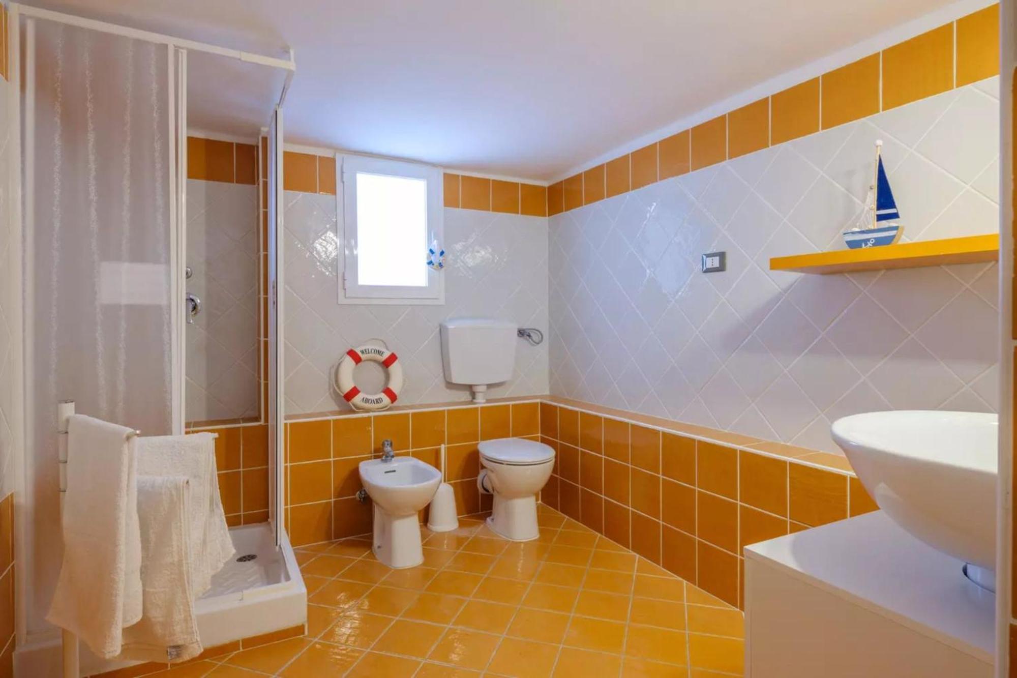 Emerald Residence Sleeps 12 With Sea View Porto Cesareo Exteriör bild